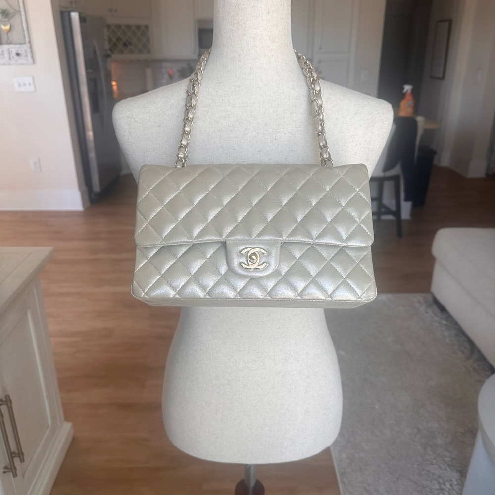 Chanel iridescent Champagne medium double flap bag - Picture 13 of 16